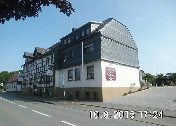 奥斯特恩托尔酒店 3*